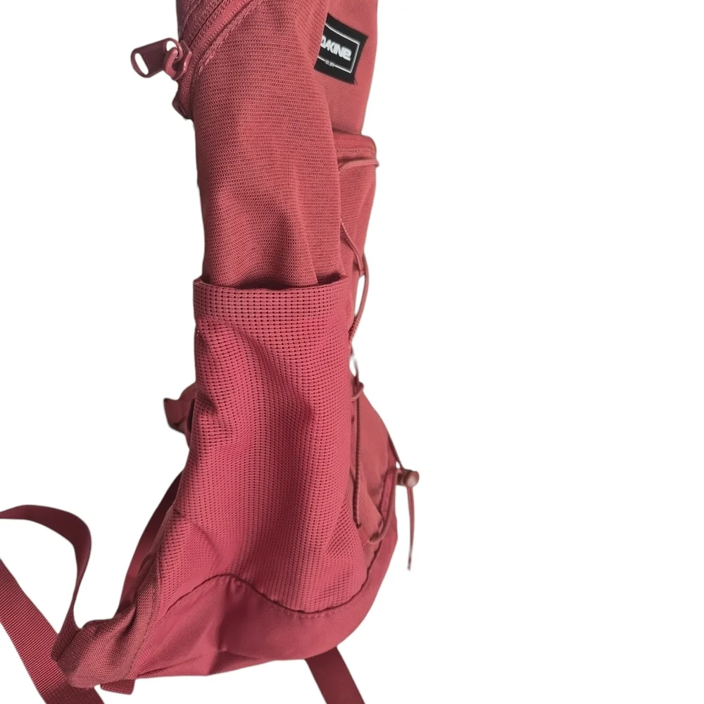 Dakine color rust